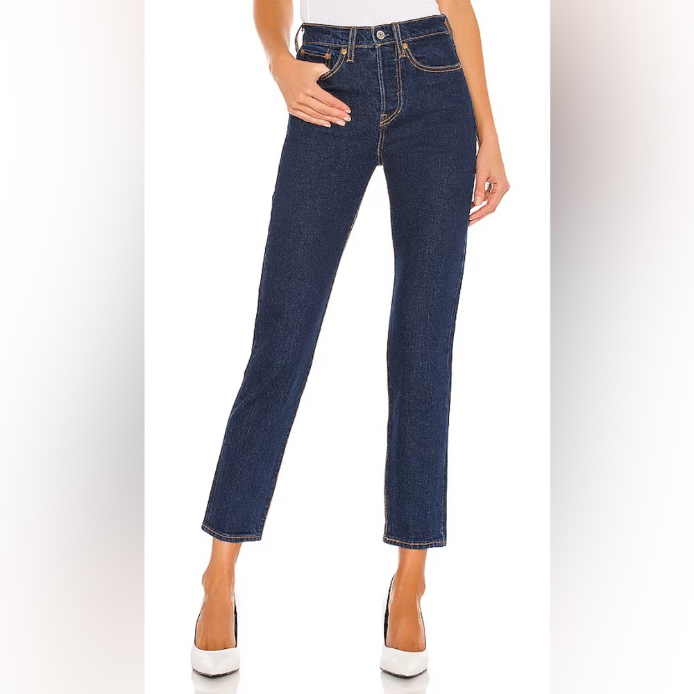 NWT Levi’s Premium Wedgie Icon Fit Jeans in “Life’s Work” Dark Wash Size 27
